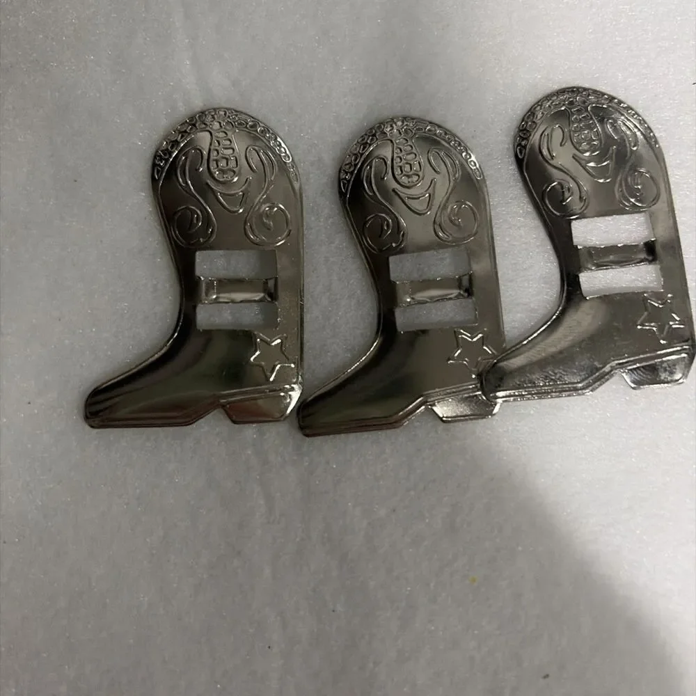 Vintage Estate Silvertone Metal Etched Cowboy Boot Bolo Tie Buckle Slide Conchos